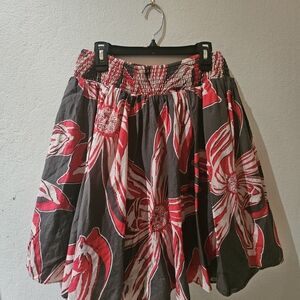 Club Monaco Red and Gray Floral A-Line Skirt